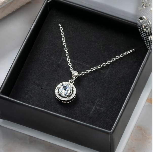 Necklace - Pendant